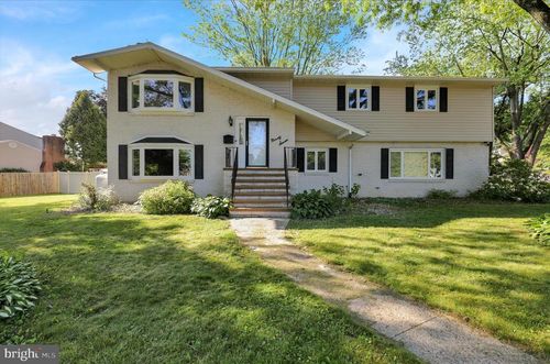 97 Wellington Blvd, READING, PA, 19610-1848 | Card Image