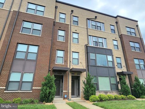 29-206 Van Buren St, HERNDON, VA, 20170-5322 | Card Image