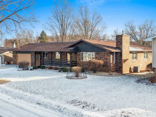 1313 Fairview Court, LITTLE CHUTE, WI, 54140 | Card Image