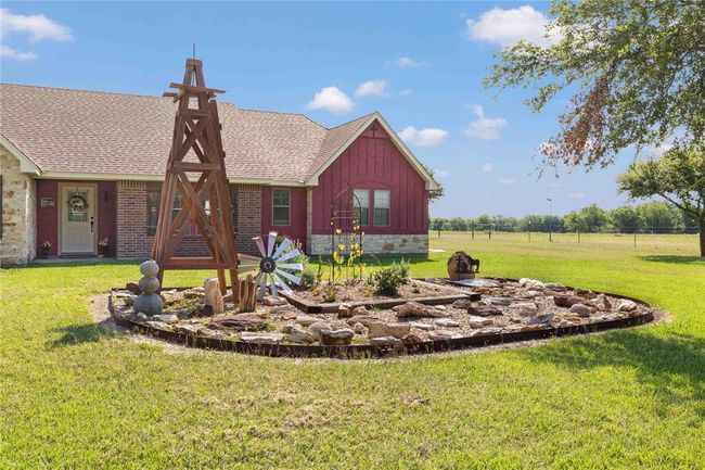 5409 Fm 339 S, Home with 3 bedrooms, 2 bathrooms and null parking in Groesbeck TX | Image 9