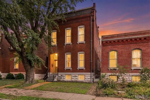 2715 Shenandoah Ave, Saint Louis, MO, 63104-2313 | Card Image
