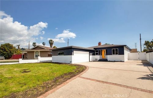 14704 Germain St, Mission Hills, CA, 91345-2216 | Card Image