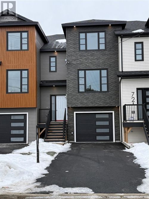 74 Beaumont St, Saint Johns, NL, A1E1R6 | Card Image