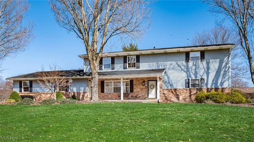 65510 Highland Hills Rd, Cambridge, OH, 43725-9677 | Card Image