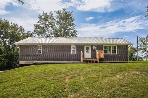 21299 Moss Rd, Polo, MO, 64671-8615 | Card Image