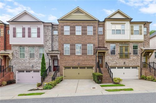 9009 Woodland Trl, Alpharetta, GA, 30009-8759 | Card Image