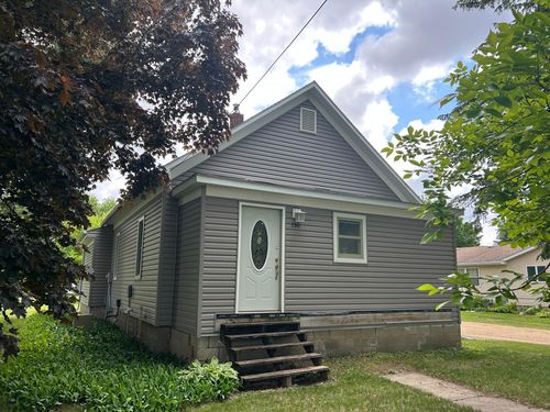 130 S Tyler St, Tyler, MN, 56178-9482 | Card Image