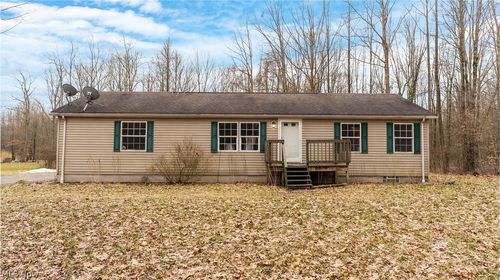 1367 Housel Craft Rd, Bristolville, OH, 44402-9672 | Card Image