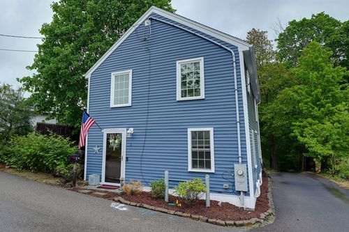 1 John St, Medway, MA, 02053-1001 | Card Image