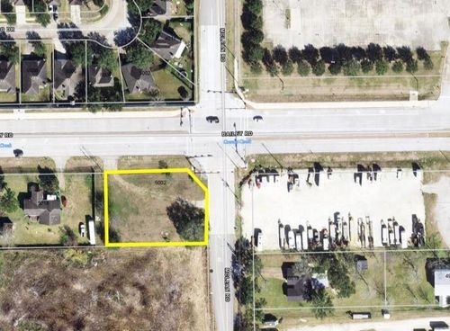 16622 Mclean Rd, Pearland, TX, 77584-4694 | Card Image