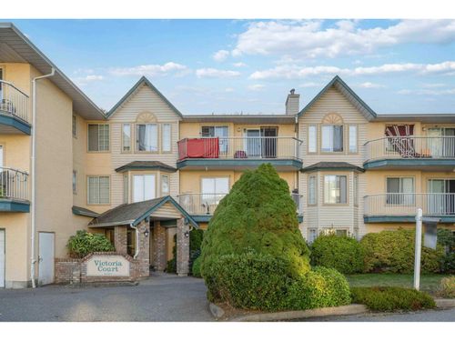 206-2567 Victoria Street, Abbotsford, BC, V2T2T4 | Card Image