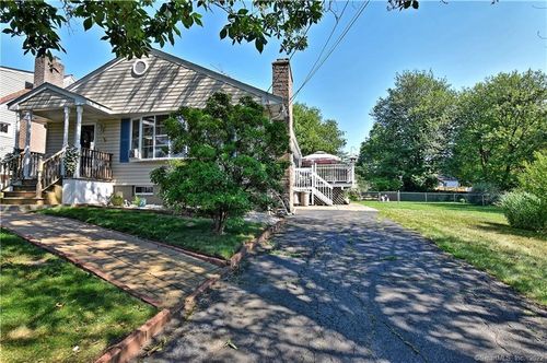 92 W Prospect St, West Haven, CT, 06516-3539 | Card Image