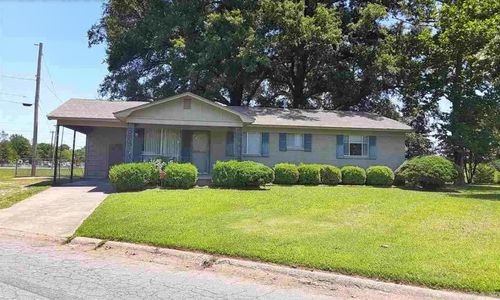 5201 N Woodland Dr, North Little Rock, AR, 72117 | Card Image