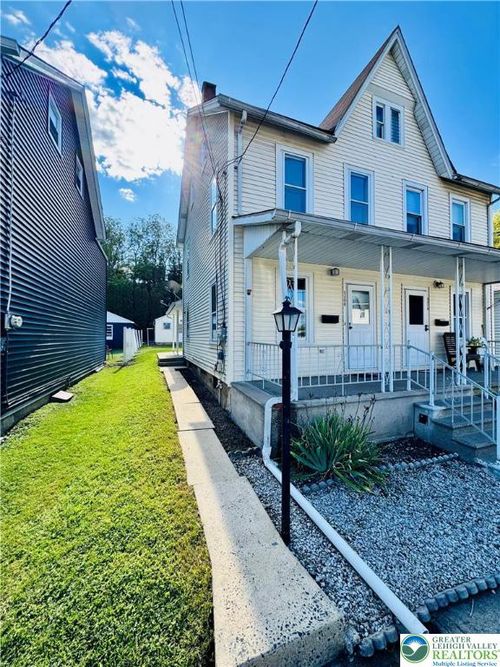 5208 3rd St, Whitehall, PA, 18052-1810 | Card Image