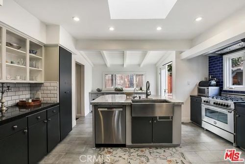 11905 Hartsook, Valley Village, CA, 91607 | Card Image