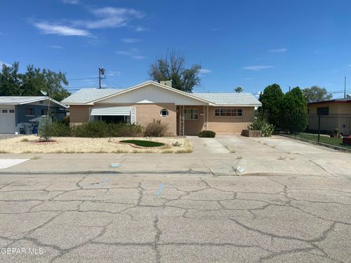 1512 Meadowview Dr, El Paso, TX, 79925-2518 | Card Image