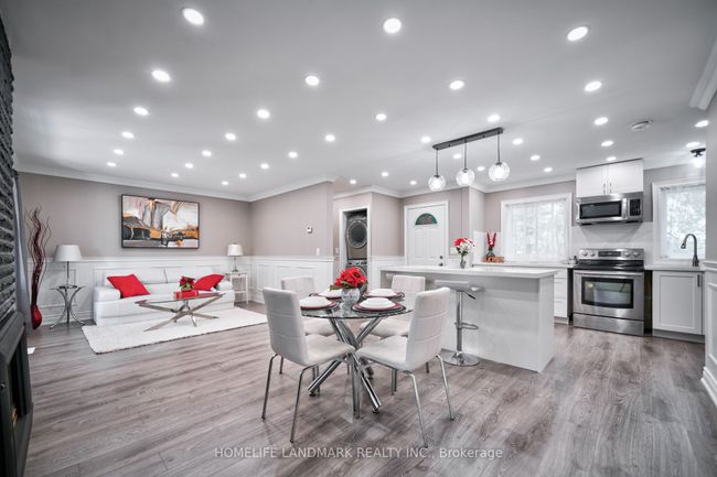 720 Emerson Ave, House other with 5 bedrooms, 2 bathrooms and 4 parking in Oshawa ON | Image 12