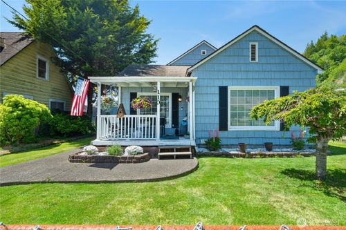 110 Ontario St, Hoquiam, WA, 98550-2917 | Card Image