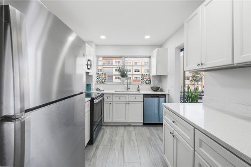 209-2201 Nw 41st Ave, Lauderhill, FL, 33313-7014 | Card Image