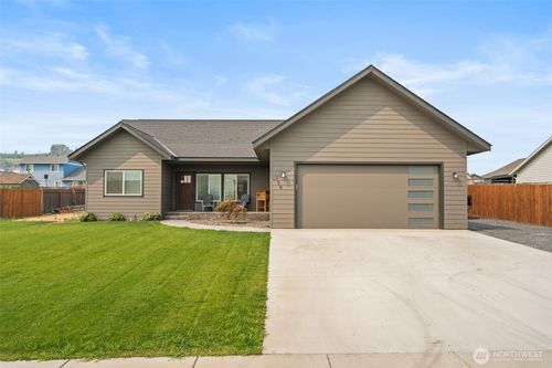 158 Saratoga Ln, Malaga, WA, 98828-9315 | Card Image