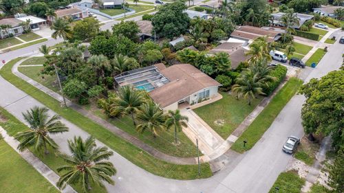 1002 W Broome St, Lantana, FL, 33462-3128 | Card Image