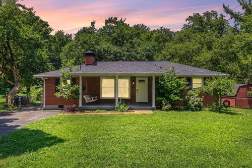 457 Ewing Ln, Nashville, TN, 37207-2715 | Card Image