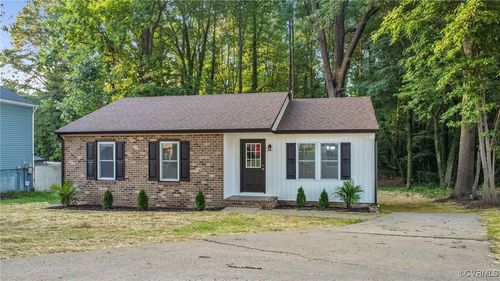 6512 N Stevens Hollow Dr, Chesterfield, VA, 23832-8565 | Card Image