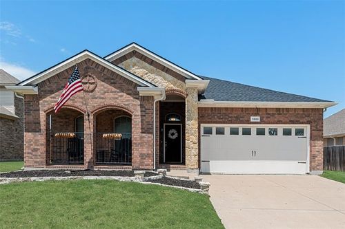 1603 Grey Willow Ln, Arlington, TX, 76002-4635 | Card Image