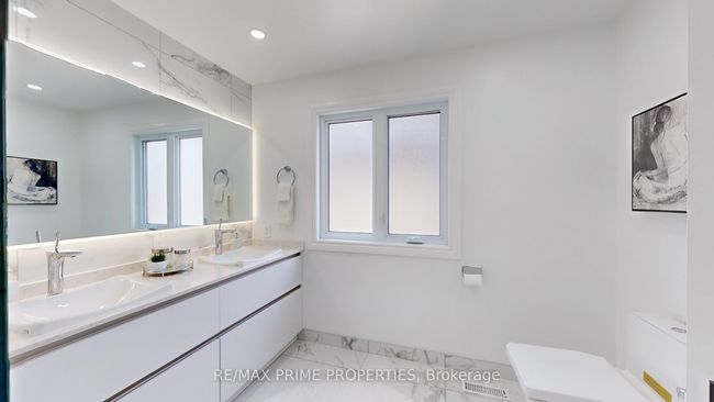 5 Mary Elizabeth Cres, House other with 5 bedrooms, 4 bathrooms and 4 parking in Markham ON | Image 26