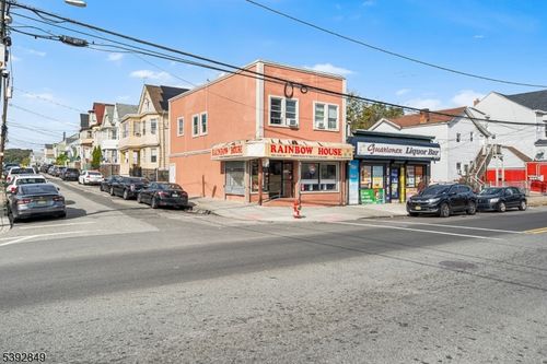 465 Union Ave, Paterson, NJ, 07522-1908 | Card Image