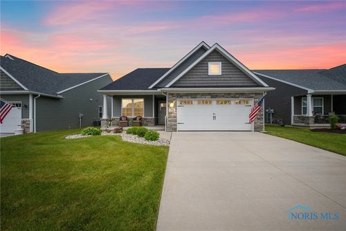 3331 Summerset Dr, Monclova, OH, 43542-9815 | Card Image