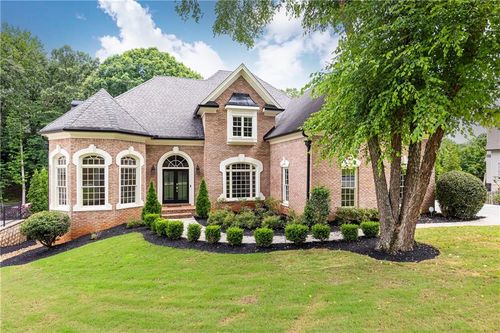 9360 Nesbit Lakes Dr, Alpharetta, GA, 30022-4021 | Card Image