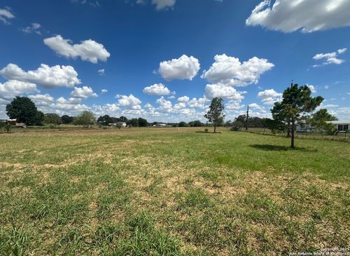 4440 County Road 334, Stockdale, TX, 78160-6699 | Card Image