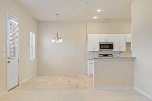 1904 Bethlehem St, Irving, TX, 75061-1373 | Card Image