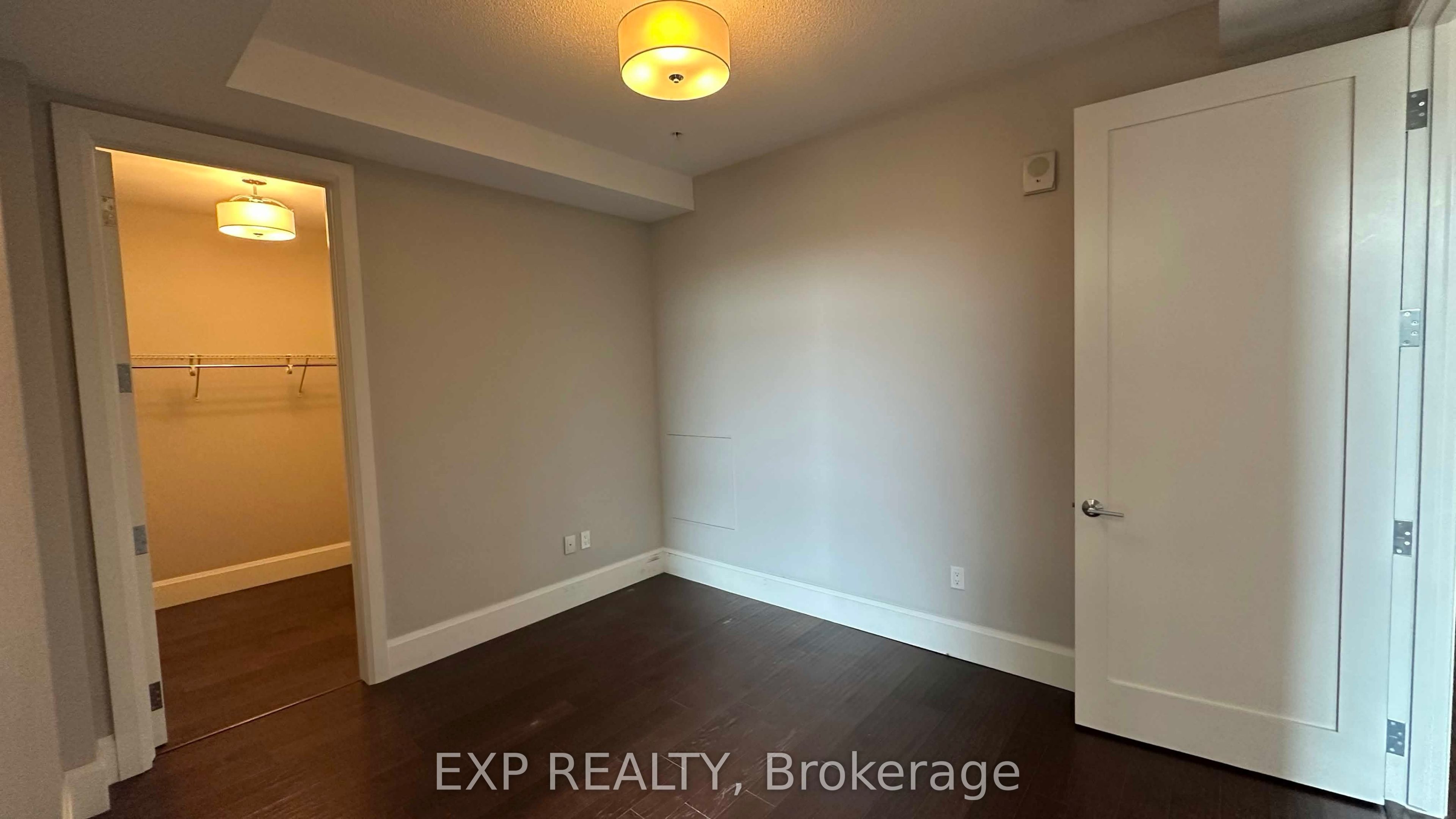 Residential Lease in Hamilton