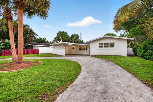 2017 Ne 29th Ct, Fort Lauderdale, FL, 33306-1227 | Card Image