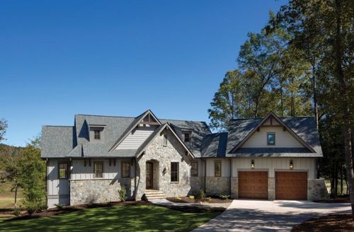 208A Lake Pointe Dr, Gainesville, GA, 30506-1645 | Card Image