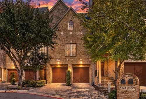 563 Rockingham Dr, Irving, TX, 75063-8063 | Card Image