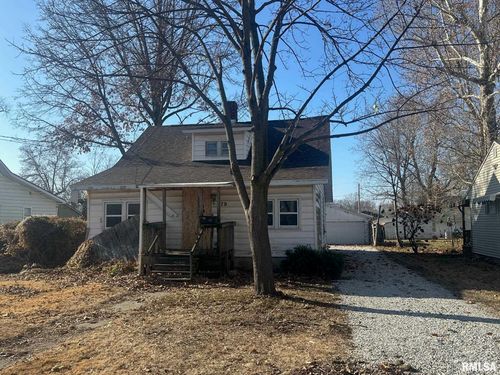 979 N Prairie St, Jacksonville, IL, 62650-1307 | Card Image