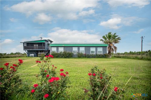 126 Washington Ave, Port LaVaca, TX, 77979-6190 | Card Image