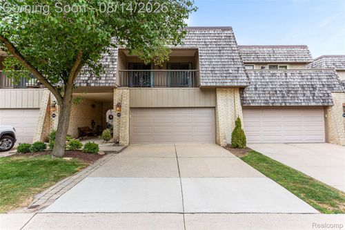 1206 Oakwood Ct, Rochester Hills, MI, 48307-2541 | Card Image