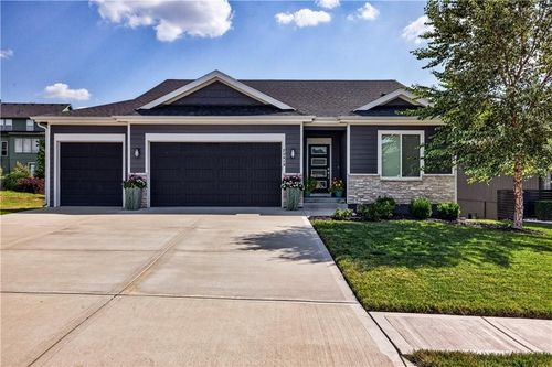 23819 W 125th Ter, Olathe, KS, 66061-5990 | Card Image
