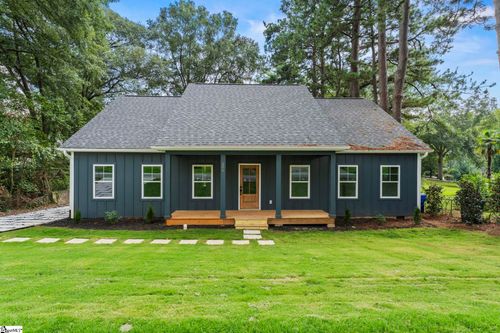 206 Princeton Ave, Greenville, SC, 29607-1635 | Card Image