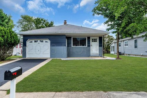 24 Liberta Dr, Toms River, NJ, 08757-3911 | Card Image