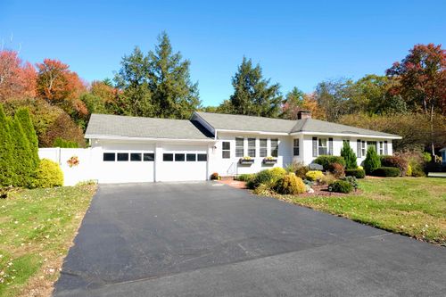 22 Wilson Ave, Concord, NH, 03301-2229 | Card Image