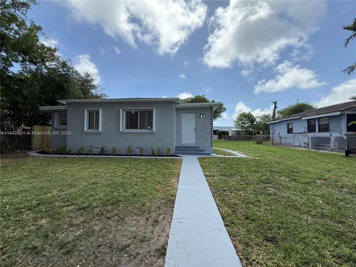 12235 Ne 12th Pl, North Miami, FL, 33161-5924 | Card Image