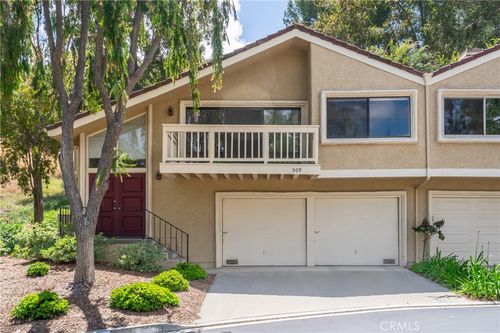 509 El Azul Cir, Oak Park, CA, 91377-3718 | Card Image