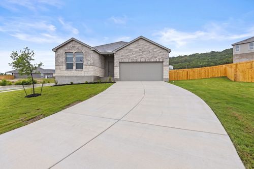 750 Bobby Lou Ln, Copperas Cove, TX, 76522-1575 | Card Image