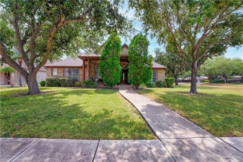 2900 Los Milagros, Mission, TX, 78572-7601 | Card Image