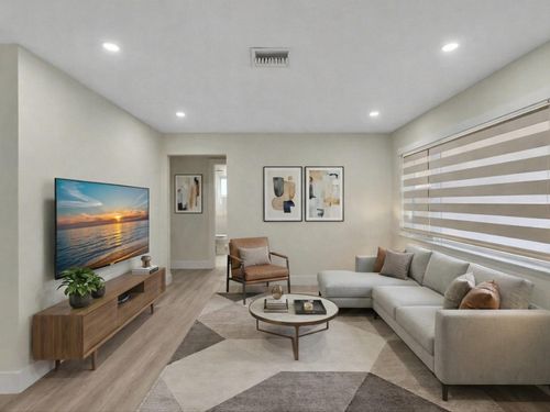 21 Se 11th St, Dania Beach, FL, 33004-4324 | Card Image